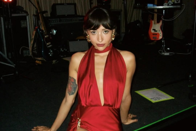 'Türkiye'nin en seksi kadını' seçilen Zeynep Bastık'tan açıklama