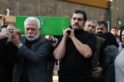 Bayhan'ın babası son yolculuğuna uğurlandı