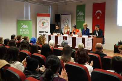 Bursa'da "Kadına ve Çocuğa Yönelik Şiddete Karşı Bir Aradayız Paneli" gerçekleştirildi