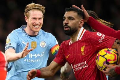Liverpool son dakikada yıkıldı, Manchester City galibiyeti hatırladı