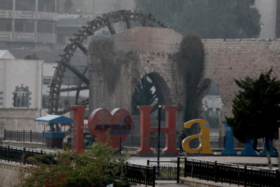 Hama'nın ardından sıra Humus'ta! Şam'dan önceki son şehre de girdiler...