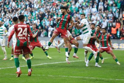 Bursaspor, Karşıyaka ile berabere kaldı! Gol sesi çıkmadı...