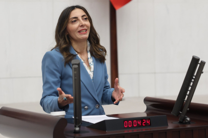 CHP Bursa Milletvekili Nurhayat Altaca Kayışoğlu: Kültür ve sanatla mekân ve zamanı aşabiliriz