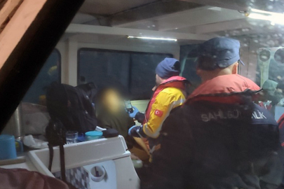 Muğla'da gezi teknesinde rahatsızlanan vatandaşa tıbbi tahliye