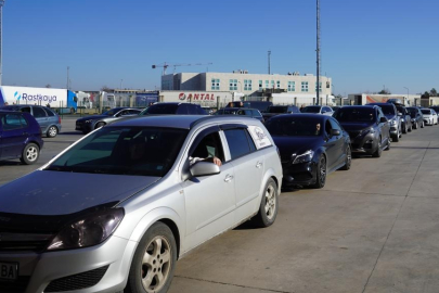 Avrupa'ya açılan sınır kapılarından geçişler geçen yıl arttı