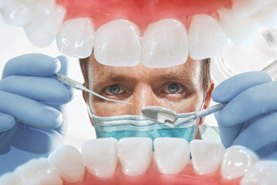 Emeklilere diş protezi ve implant tedavileri ücretsiz oldu!