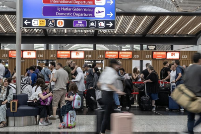 Türkiye'deki havalimanlarını 230,2 milyon yolcu kullandı