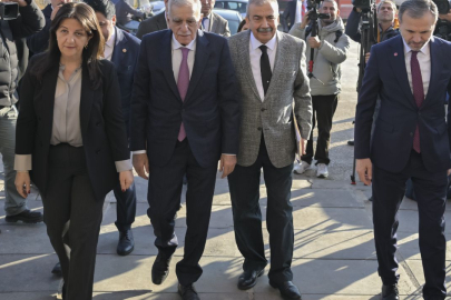 DEM Parti İmralı heyeti CHP lideri Özgür Özel ile görüşecek