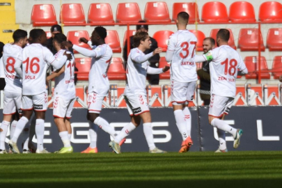 Samsunspor tek golle 3 puanı aldı