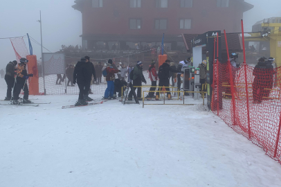 Uludağ’ın zirvesine turist akını