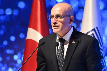 Bakan Şimşek yatırımcılarla buluşmak için Londra'ya gidecek