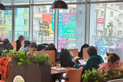 Bursa'da gençlik merkezlerinde ‘sınav mesaisi’