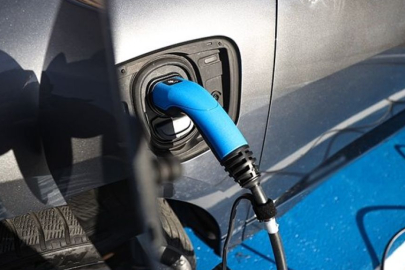 Elektrikli araç satışları rekor kırdı: Küresel pazar yüzde 25 büyüdü