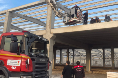 Kahramanmaraş'ta inşaattan düşen 2 işçi yaralandı