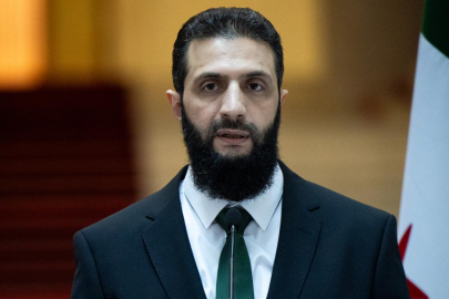 Suriye'deki yeni yönetimin lideri Şara: 2 yılda 14 milyon Suriyeli ülkesine dönecek