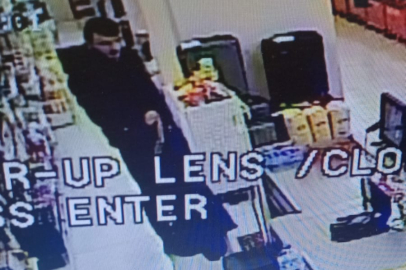 Bursa'da zincir markette 'Şok' hırsızlık! O anlar kamerada