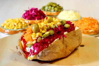 İzmir'de kumpirden zehirlenme iddiasına tutuklama