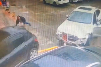 Samsun'da lüks aracın çarptığı otomobil hastane aciline girdi: O anlar kamerada