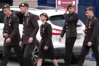 TSK'dan ihracı istenen teğmenler, savunmalarını yapmak üzere Kara Kuvvetleri Komutanlığı'nda