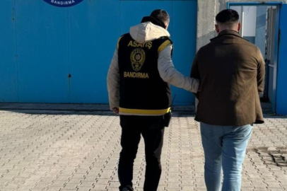 Balıkesir Bandırma’da 15 yıl kesinleşmiş hapis cezasıyla aranan zanlı yakalandı