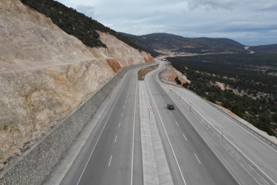 Korkuteli-Elmalı yolu açılıyor