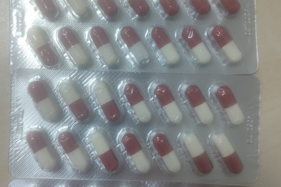 Manisa’da polisten kaçan şüpheliden uyuşturucu hap çıktı