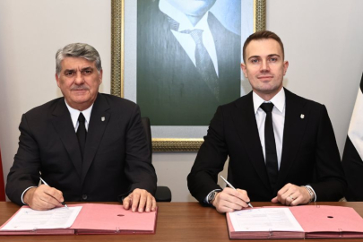 Mert Günok Beşiktaş ile sözleşmesini yeniledi!