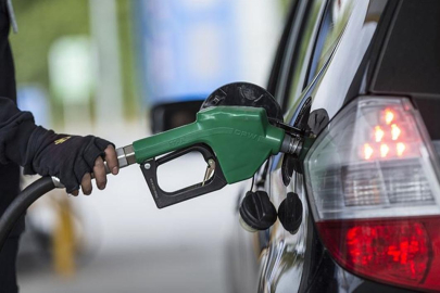 Akaryakıt tabelası yeniden değişti! Bu gece yarısı pompaya yansıdı... (18 Ocak Bursa'da benzin, motorin, otogaz fiyatları)