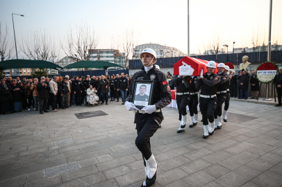 Bursa'da trafik kazasında hayatını kaybeden polis memuruna tören düzenlendi