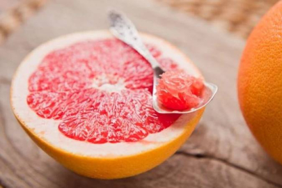 Her gün bir greyfurt yemenin 6 faydası
