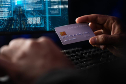 Bankanın göremediği hesaptaki parayı dolandırıcı gördü! Herkes şaşkın...