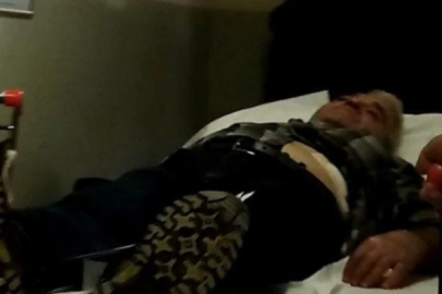 Bursa'da psikolojik tedavi için doktora götürmek isteyen babasını bıçakladı