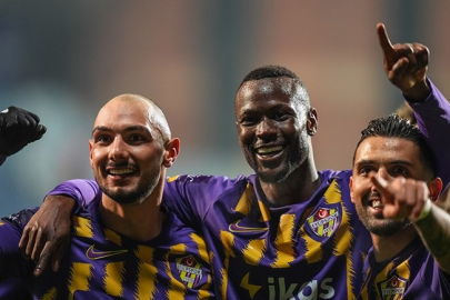 Eyüpspor Beşiktaş'ın golcüsünün peşinde!