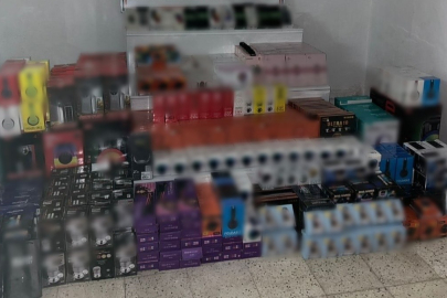 Gaziantep'te 3 milyon TL değerinde kaçak elektronik eşya ele geçirildi