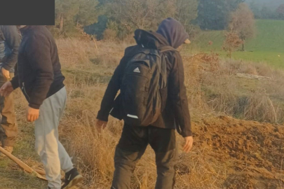 Bursa'da tarihi eser kaçakçısı defineciler kazı yaparken yakalandı!