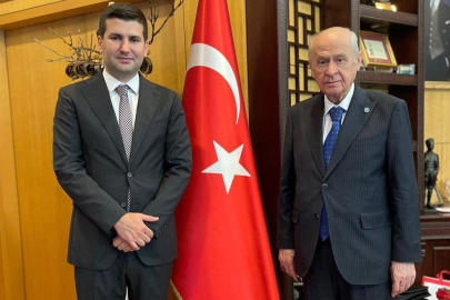 Ülkü Ocakları Başkanı'ndan çok sert Ümit Özdağ açıklaması: Çakalın akıbeti parçalanmaktır!