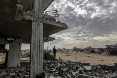 Gazze'de binaların enkazından 53 kişinin daha cansız bedeni çıkarıldı