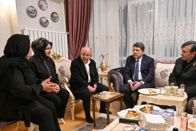 Bakan Tunç'tan, Bolu'da hayatını kaybeden Yiğit Gençbay'ın ailesine taziye ziyareti