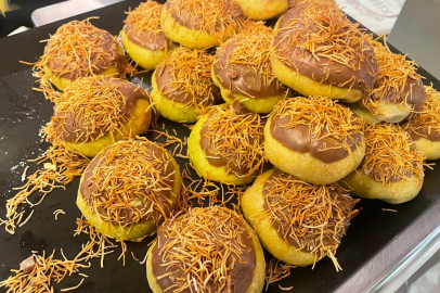 'Dubai çikolatası' çılgınlığı Bursa'da kurabiye ve yaş pastaya da sıçradı!