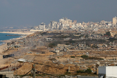 İsrail ordusu, Netzarim koridoruna yaklaşan sivilleri katletti