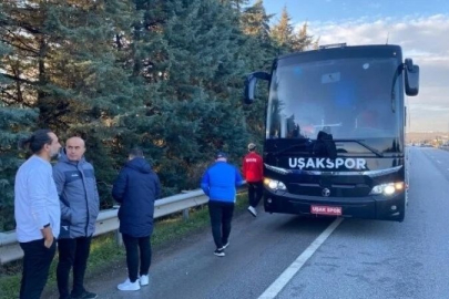 Uşakspor otobüsüne taşlı saldırı