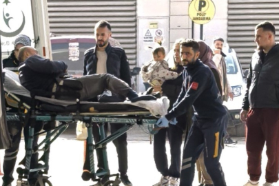 Bursa'da bir kişi budadığı ağaçtan düşüp yaralandı