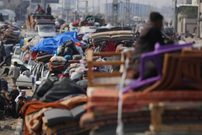 İsrail ordusu, Gazze'de evlerine dönmeyi bekleyenlere ateş açtı