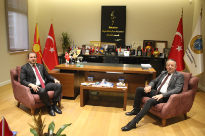 AK Partili Kılıç: Bursa iki ülke arasında köprü vazifesi görüyor