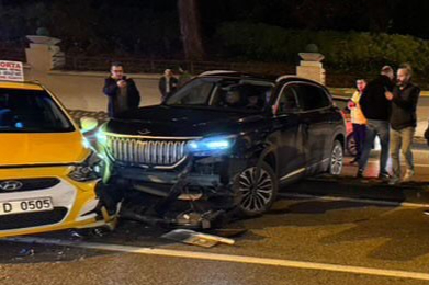 Gemlik TSO Başkanı Bursa'da Togg makam aracıyla kaza yaptı!