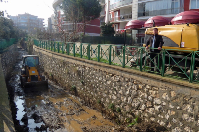 Bursa Mudanya Kara Dere'de temizlik çalışmaları başladı