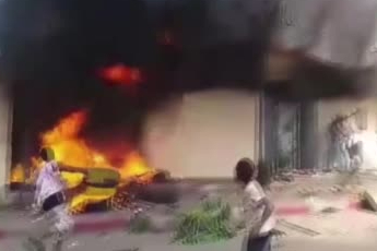 Kongo Demokratik Cumhuriyeti'nde büyükelçiliklere saldırı