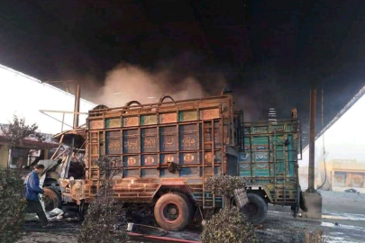 Pakistan’da son iki günde ikinci kez LPG yüklü tanker patladı: 1 ölü