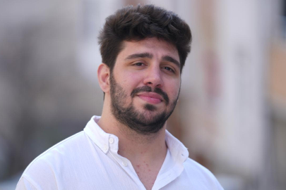 Bahçesinde baktığı kediden bulaşan bakteri görme kaybına yol açtı