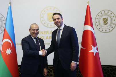 Bakan Alparslan Bayraktar, Azerbaycanlı mevkidaşı ile görüştü